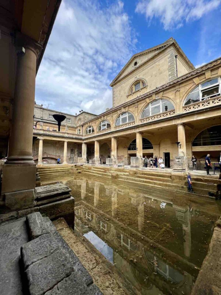 is bath worth visiting? yes, for the roman baths 