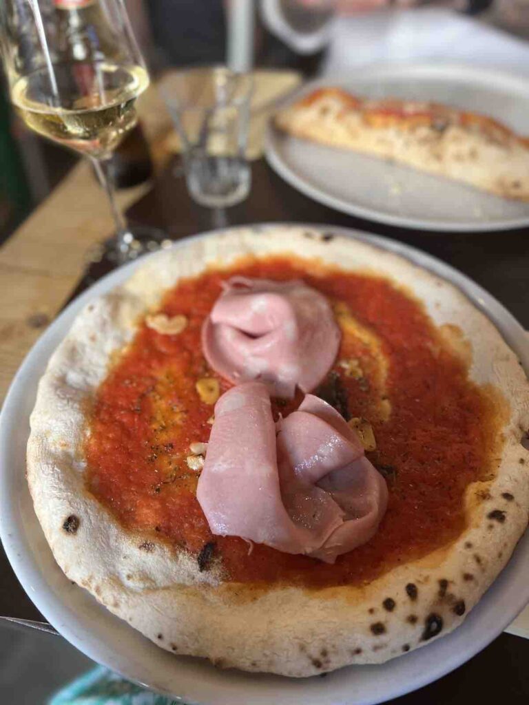 Pizza @ Mama Eat Lab, Rome Italy